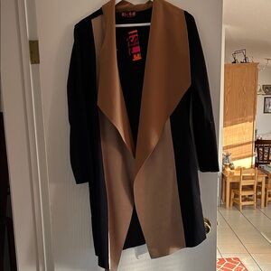Elegant Women's Black and Tan Trench Coat
